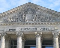 Giebel des Reichstages
